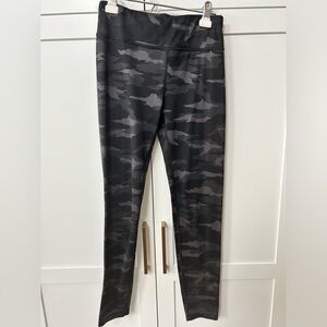 Girls Athleta Camo Pants